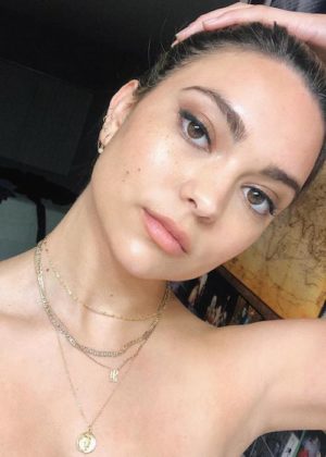 Kyra Santoro Height, Weight, Age, Boyfriend, Family, Facts, Biography