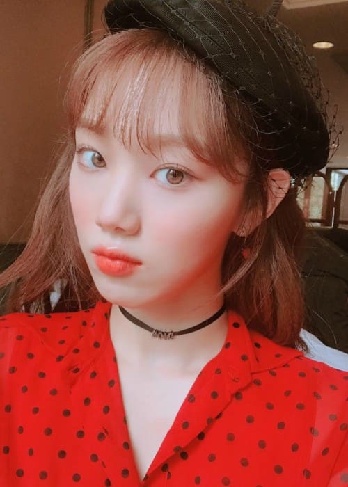 Lee Sung kyung Height Weight Age Body Statistics 