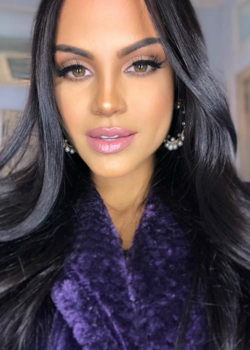 Natti Natasha in a selfie as seen in March 2018