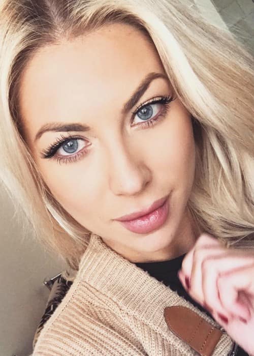 Stassi Schroeder in a selfie in November 2017