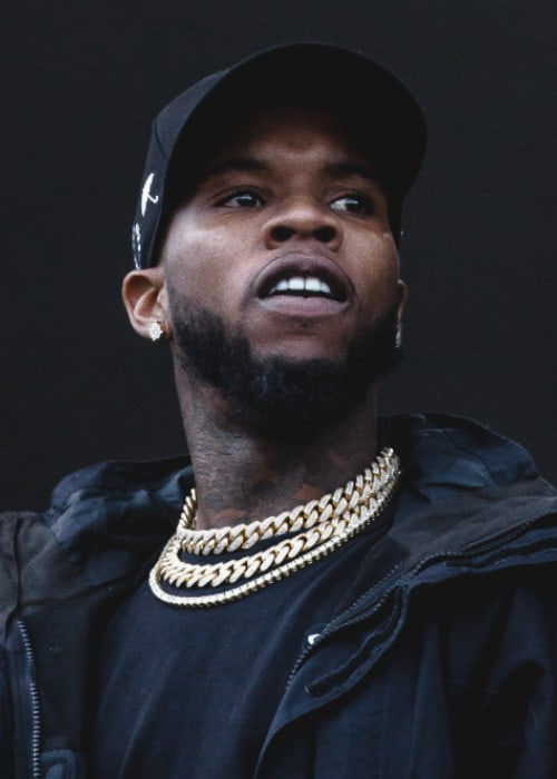 Tory Lanez Height, Age, Net Worth, Girlfriend, Family, Career, Weight &  More 