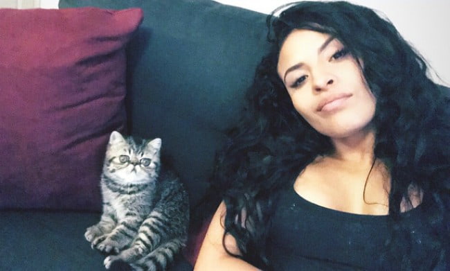 Zelina Vega in a selfie with her cat as seen in February 2018