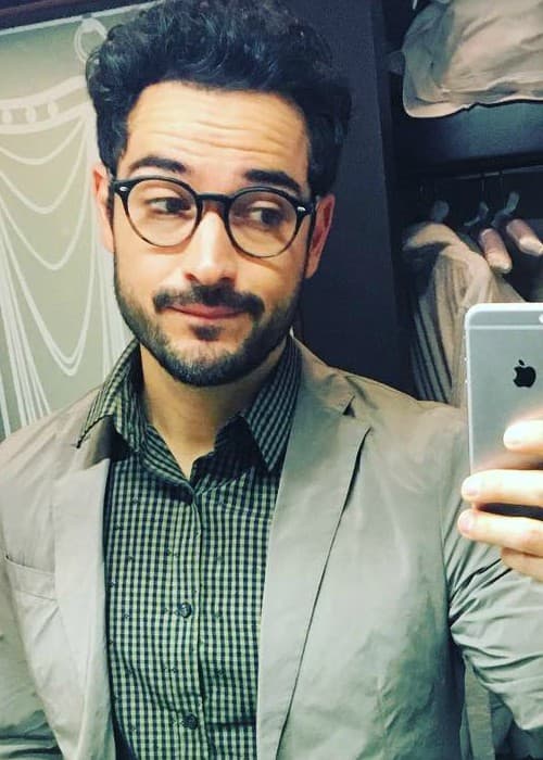 Alfonso Herrera Height Weight Age Girlfriend Family Facts Biography