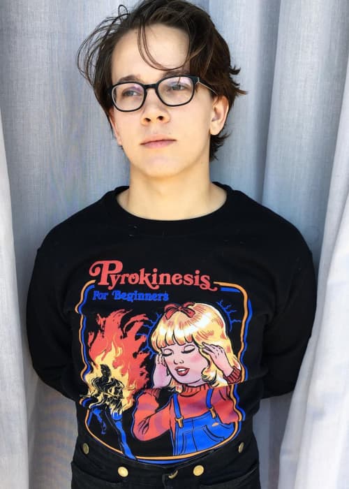 Austin P. McKenzie promoting Wicked Clothes in an Instagram post in October 2017