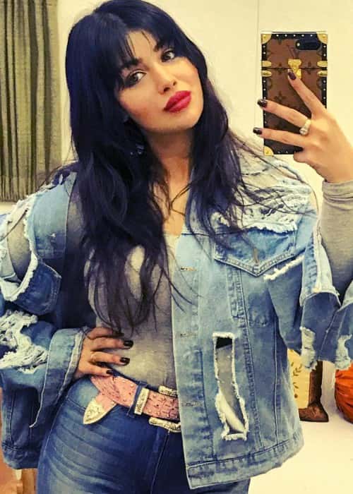 Ayesha Takia in an Instagram selfie as seen in March 2018