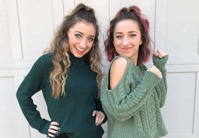 Brooklyn McKnight (Left) and Bailey McKnight as seen in March 2018