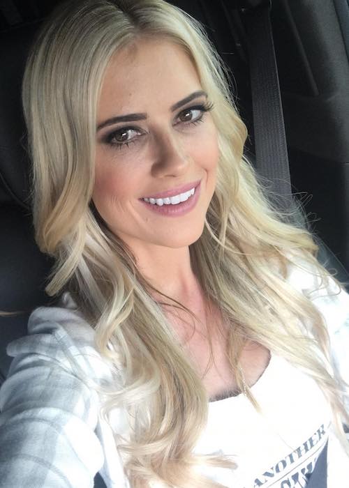 Christina El Moussa in November 2017 showing her blonde hair after getting it done from Shannon Houston