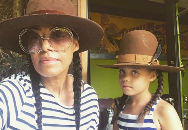 Cree Summer in a selfie with her daughter in April 2018