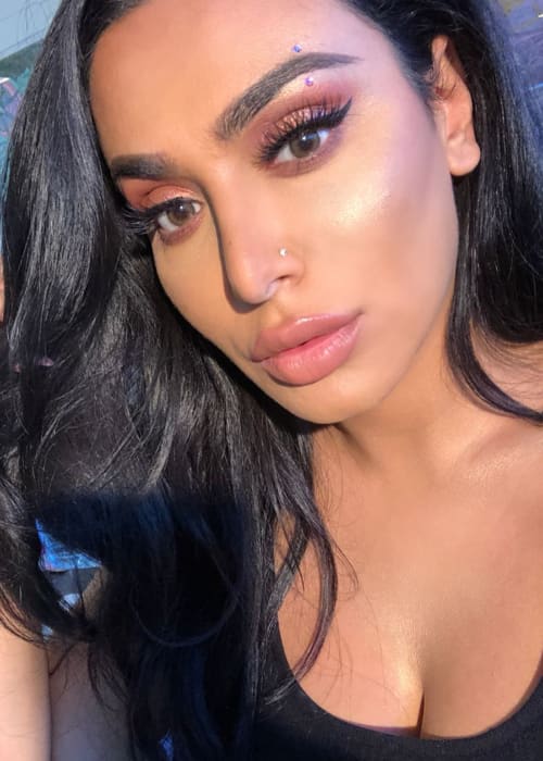 Huda Kattan in an Instagram selfie as seen in March 2018
