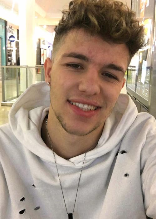 Lucas Ollinger in an Instagram selfie as seen in February 2018