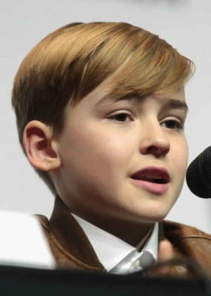 Maxwell Jenkins Height, Weight, Age, Girlfriend, Family, Facts, Biography