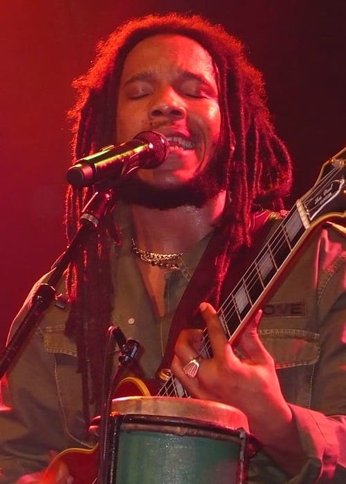 Stephen Marley performing in Vancouver in April 2007