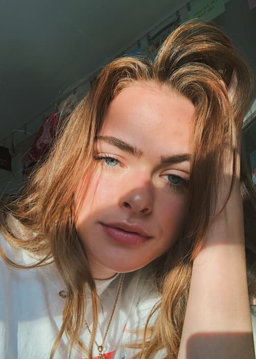 Summer McKeen in a selfie in March 2018