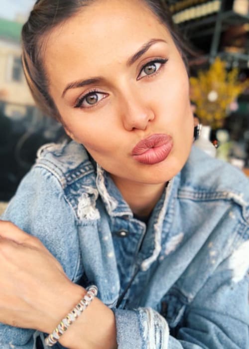 Victoria Bonya in an Instagram post as seen in April 2018