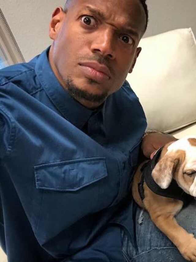 Marlon Wayans with his brother Mike Wayans puppy in April 2018