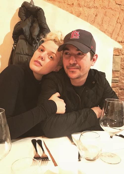 Betty Who with Zak Cassar in December 2017 at Ristorante Trattoria Angiolino in Italy