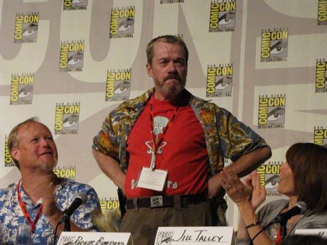 Bill Fagerbakke and Rodger Bumpass standing on the SpongeBob SquarePants panel at the San Diego Comic-Con in 2009