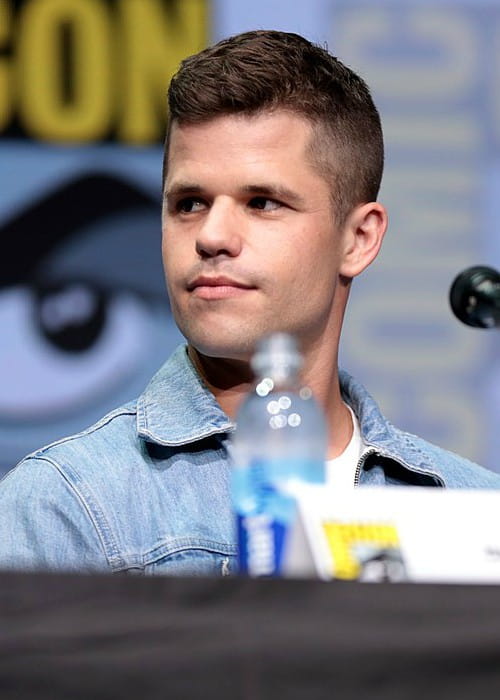 Charlie Carver speaking at the 2017 San Diego Comic Con International