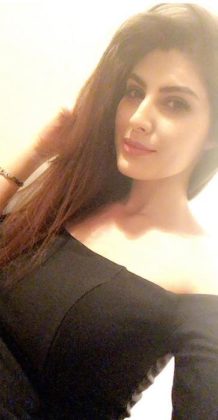 Elnaaz Norouzi Height, Weight, Age, Boyfriend, Family, Facts, Biography