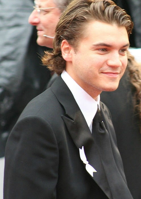 Emile Hirsch at the 81st Academy Awards in February 2009