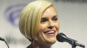 Kari Wahlgren