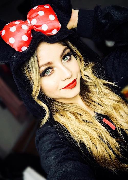 Karol Sevilla in an Instagram selfie in March 2018