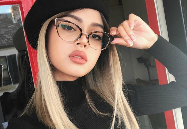 Lily Maymac promoting Oscar Wylee Eyewear in a selfie in May 2018