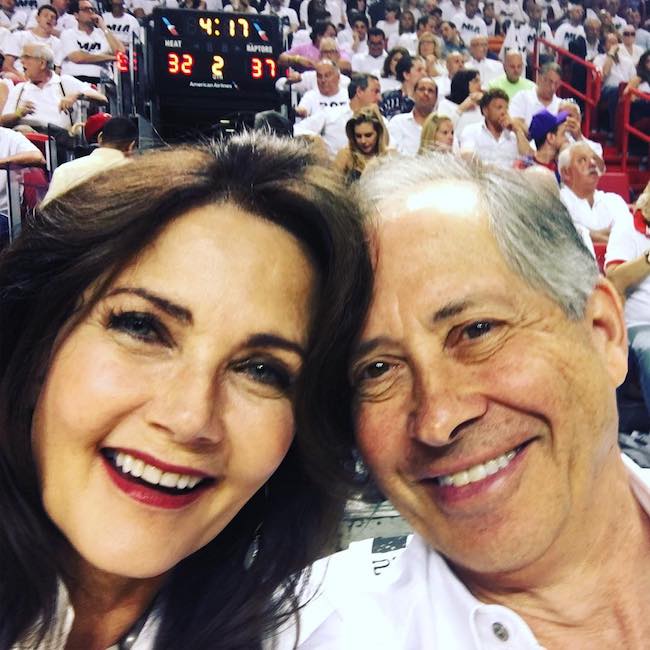 Lynda Carter with husband Robert Altman during Miami Heat game in 2016