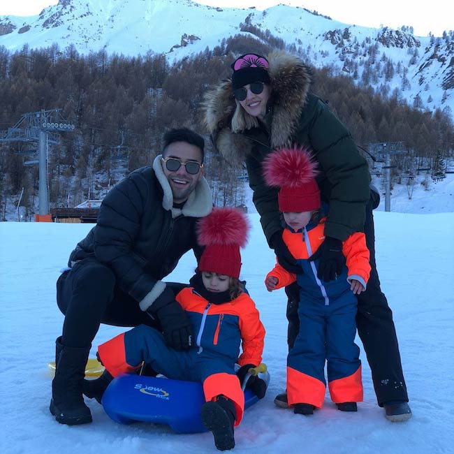 Radamel Falcao with wife Lorelei and their 2 daughters enjoying snow in February 2018