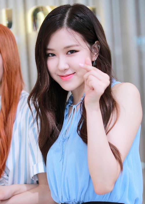 Rosé Park at Fan Sign Event in July 2017