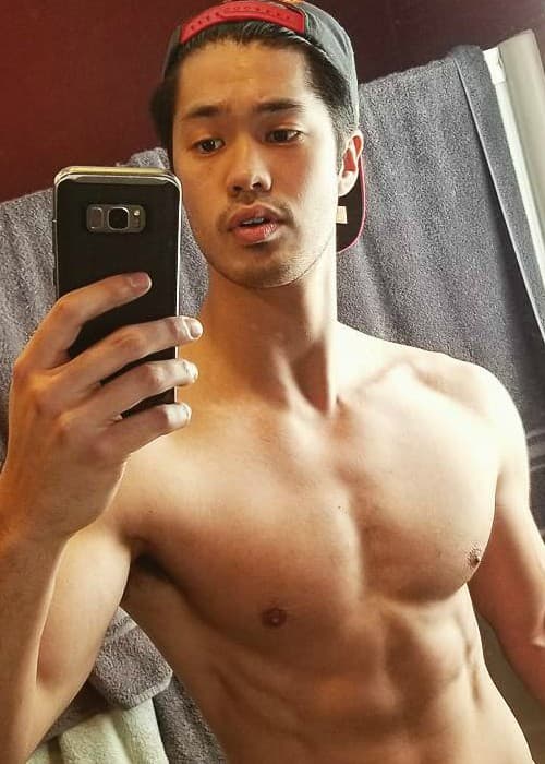 Ross Butler in a selfie in January 2018