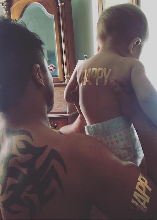 Victor Ortiz showing his son's first body tattoo in November 2017