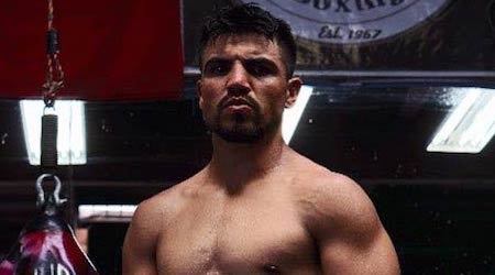 Victor Ortiz Height, Weight, Age, Girlfriend, Family, Facts, Biography