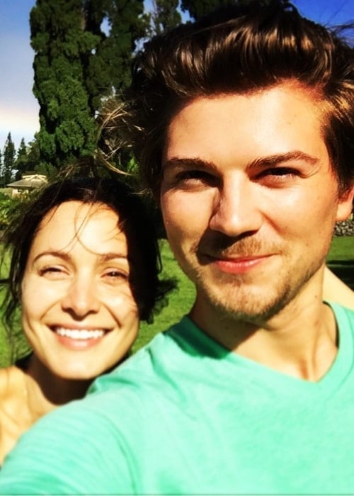 Amadeus Serafini in an Instagram selfie with Carmen Nicole in September 2016