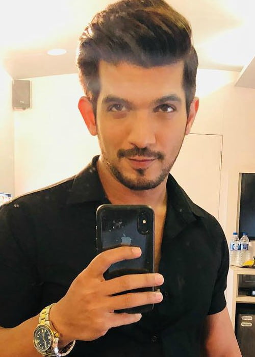 Arjun Bijlani in a selfie in July 2018