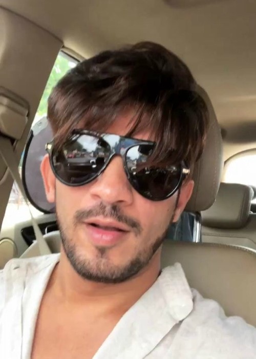 Arjun Bijlani in an Instagram selfie as seen in June 2018