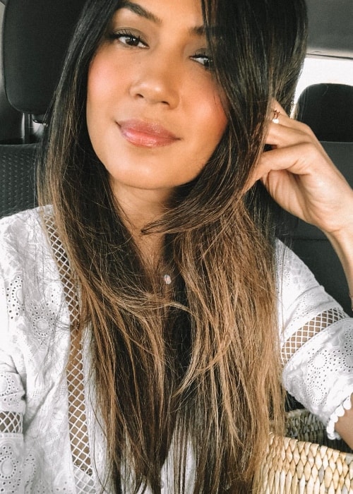 Bianca Cheah enjoying her 'me-time' while ubering in June 2018