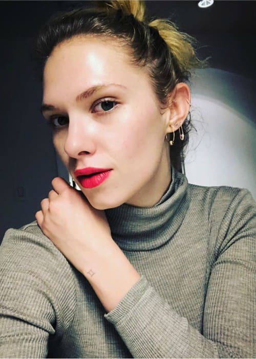 Claudia Lee in an Instagram selfie as seen in March 2018