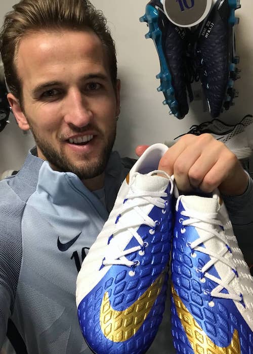 Harry Kane was offering signed boots to two persons in 2018