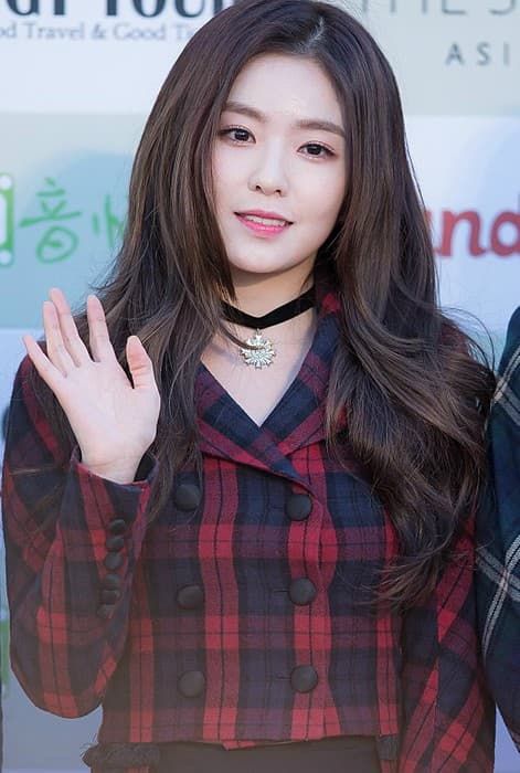 Irene at Gaon Chart K-pop Awards red carpet in February 2016