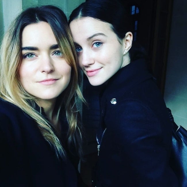 Julia Goldani Telles (Right) in a selfie with Nadja Bee Settel (Left) in December 2016