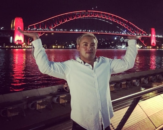 Kazuchika Okada posing for an Instagram picture in Sydney in February 2018