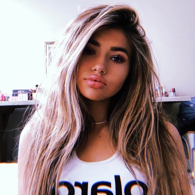 Khia Lopez showing off her pretty looks in an Instagram picture in April 2018