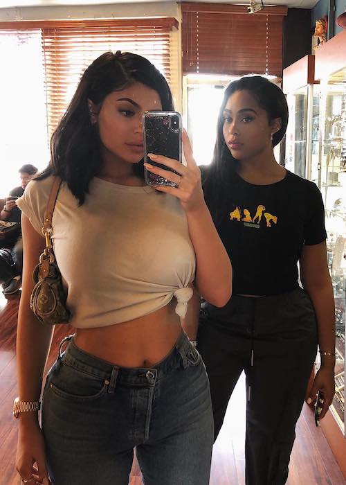 Kylie Jenner in a mirror selfie with Jordyn Woods