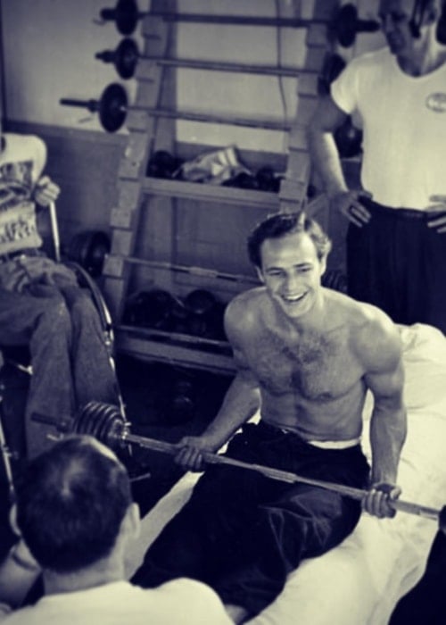 Marlon Brando on the set of his first movie 'The Men'