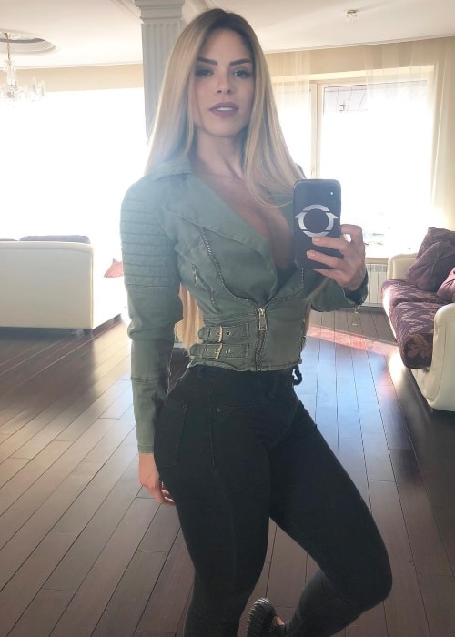 Michelle Lewin as seen in an Instagram selfie in June 2018