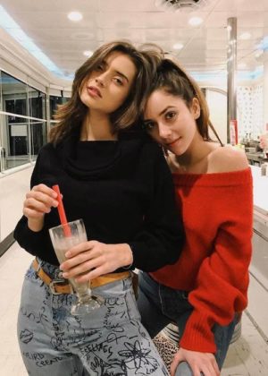 Sarah Curr Height, Weight, Age, Boyfriend, Family, Facts, Biography