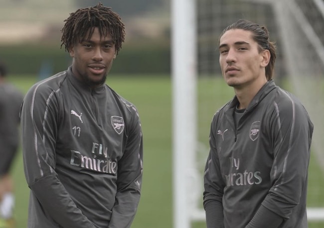 Alex Iwobi (Left) and Héctor Bellerín posing like models in a picture at Arsenal Training Ground in August 2018
