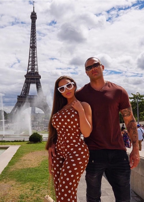 Aylen Alvarez in Paris with her partner in August 2018
