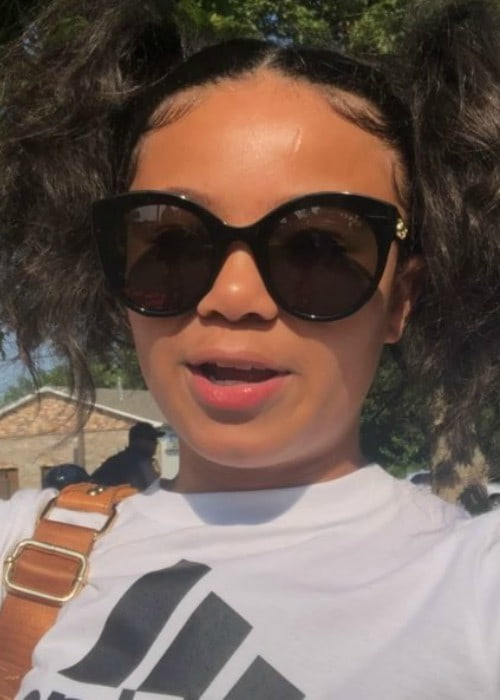 Brooklyn Queen in an Instagram selfie as seen in August 2018